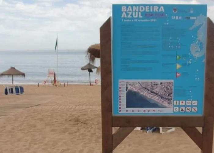Apartamento Seaside Serenity: 1br With Breathtaking Ocean View Quarteira