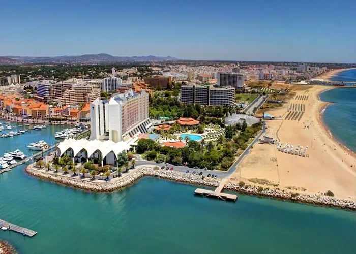 شقة Seaside Serenity: 1br With Breathtaking Ocean View