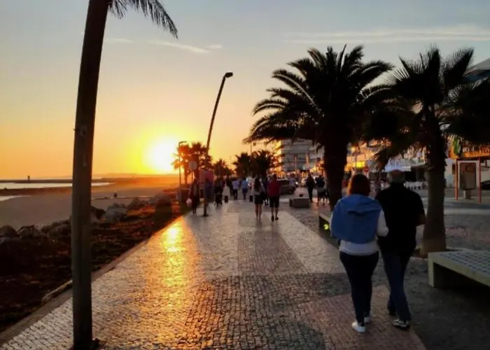 شقة Seaside Serenity: 1br With Breathtaking Ocean View كوارتيرا